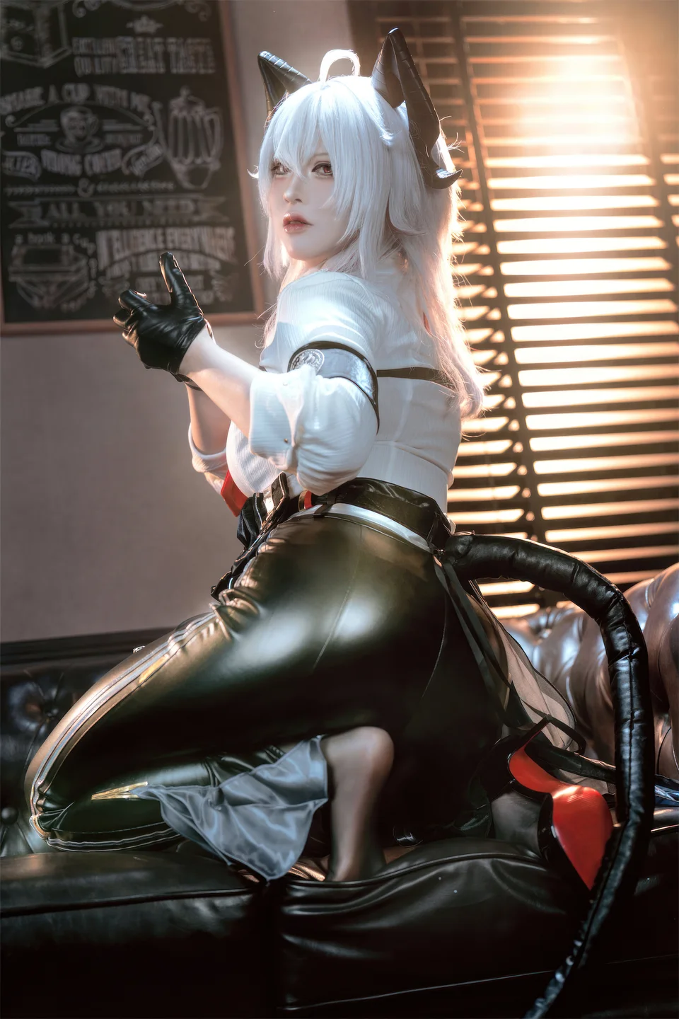 半半子 - No.101 鸣潮·赞妮 [57P-202MB] tg@simisebaisi 【丝足阁】014.webp